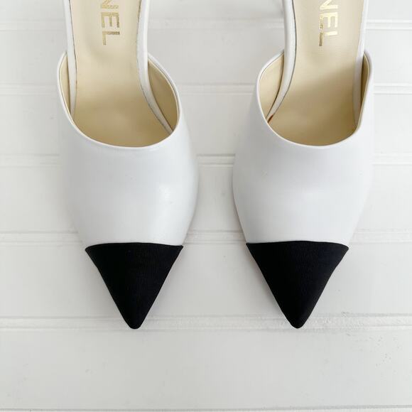 Chanel Cap Toe Pearl Snake Mule Heels Lambskin White Black Leather Pointed Toe - Picture 2 of 10